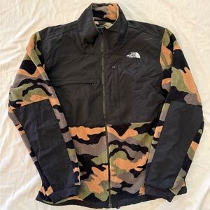 The North Face Men's Denali 2 Camo Fleece Jacket